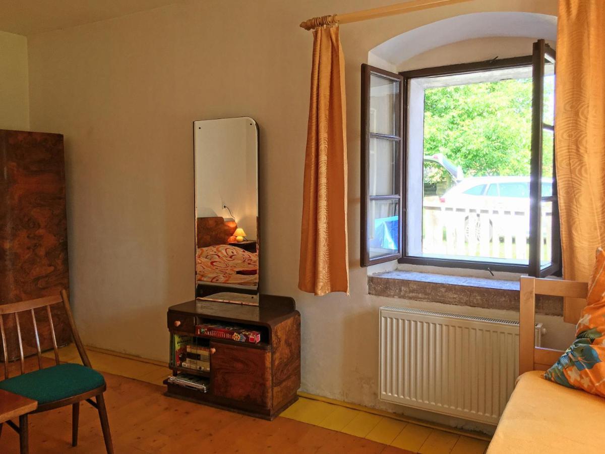 Apartmány v broumovském statku Exterior foto