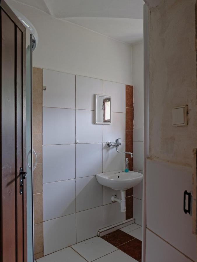 Apartmány v broumovském statku Exterior foto
